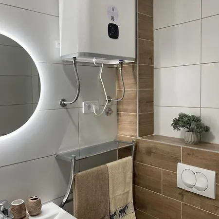 Nivalis Hill 5, * ヤホリナ